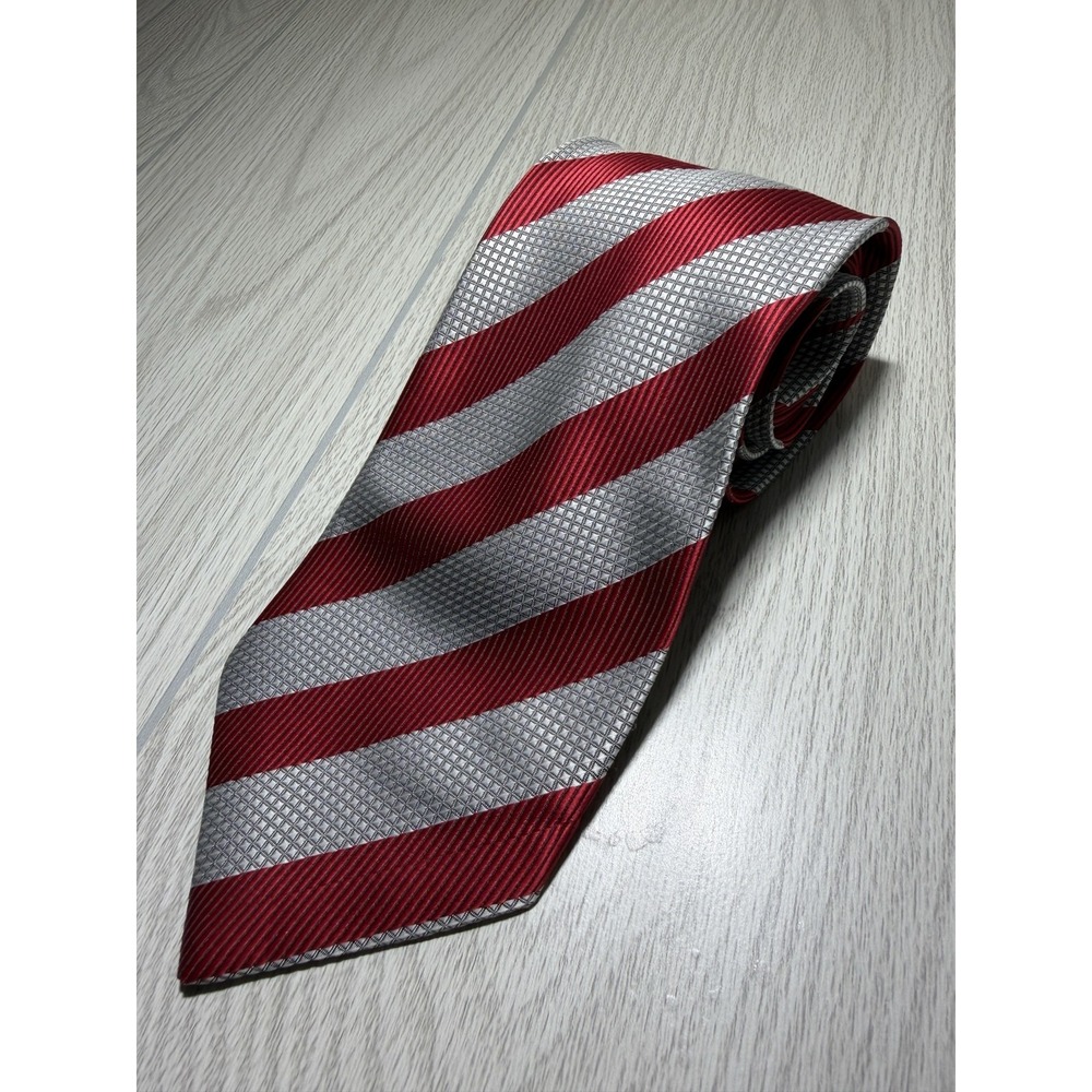 HUGO BOSS Tie Mens One Size Red 100% Silk Striped Jacquard Designer Classic